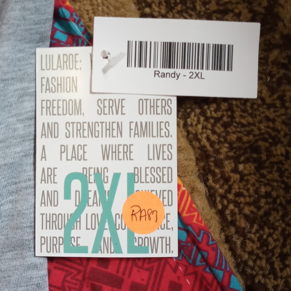 New LuLaRoe Randy2xl - Picture 4 of 8